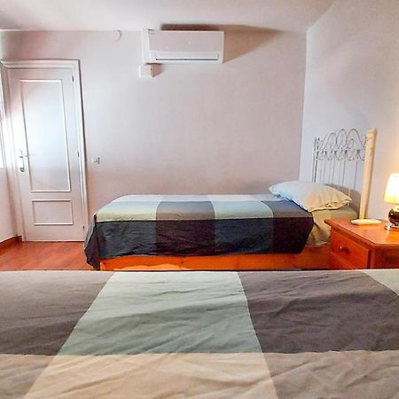 Apartamento Rubens Suite Atico Sevilla Bagian luar foto